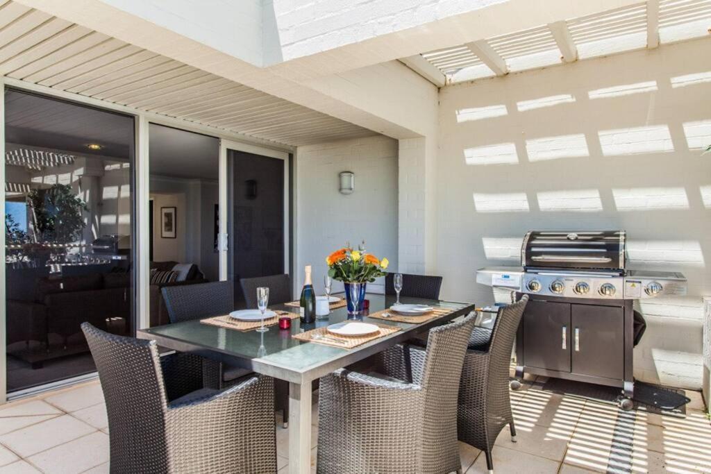 Beach View Apartment In Cottesloe Περθ Εξωτερικό φωτογραφία